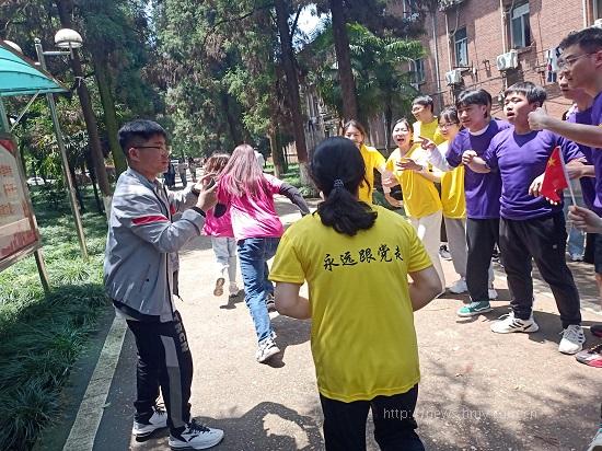 MILE米乐官方网站:心向党 奋力跑2.jpg MILE米乐官方网站:心向党 奋力跑2.jpg