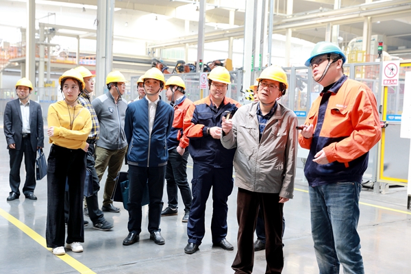 1555499358565084312.jpg 877A6933.jpg