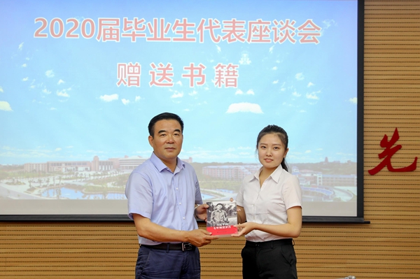 1591694633408017024.jpg 877A2174_爱奇艺_副本.jpg