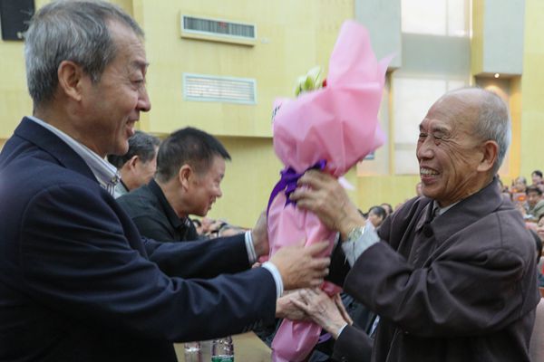 1571622593572055445.jpg 5.jpg