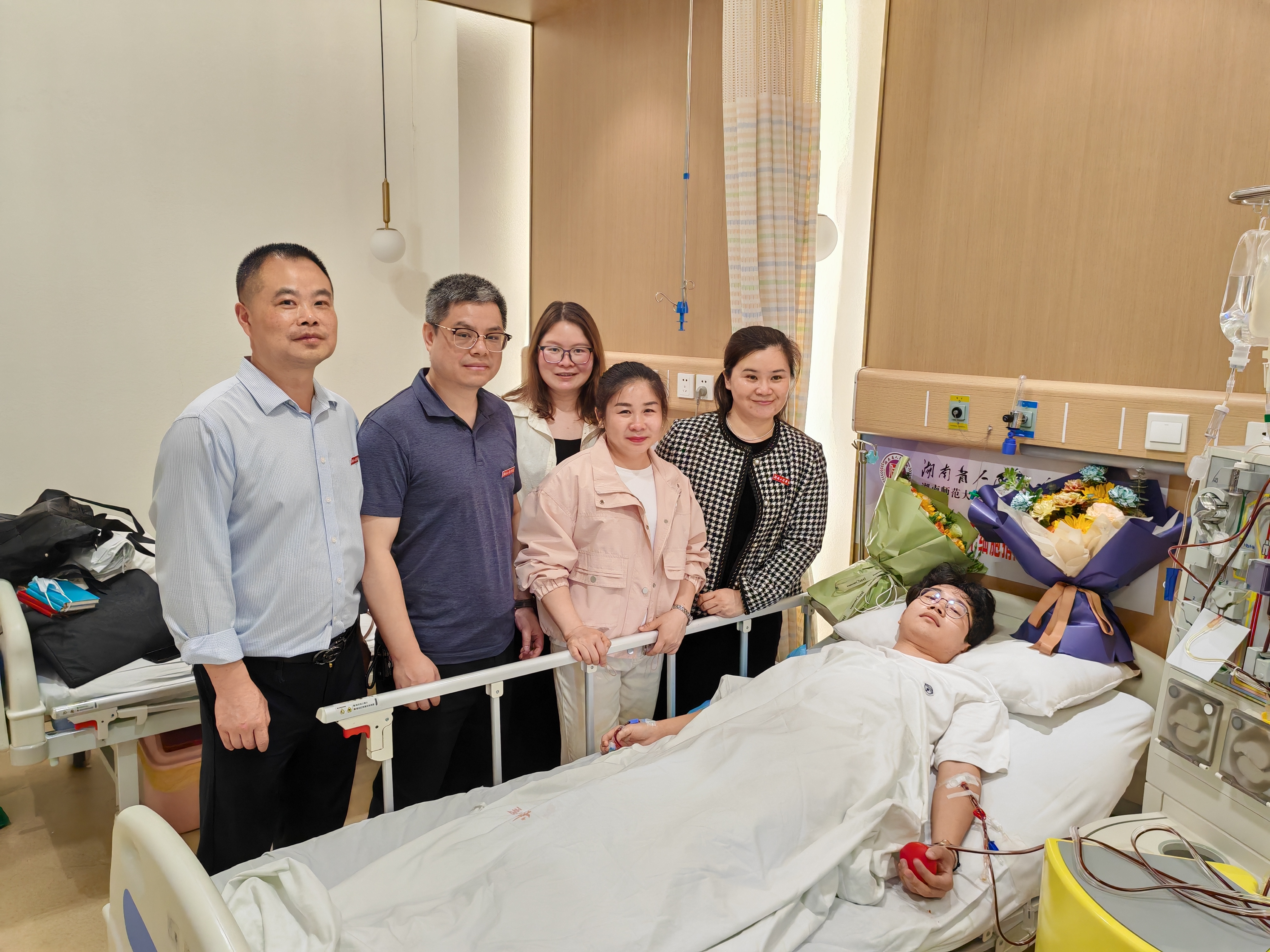 图片2.jpg 图片2.jpg