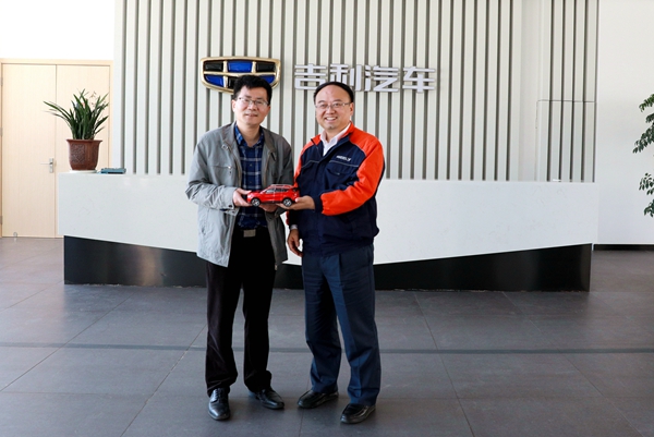 1555499467319015052.jpg 877A7117.jpg